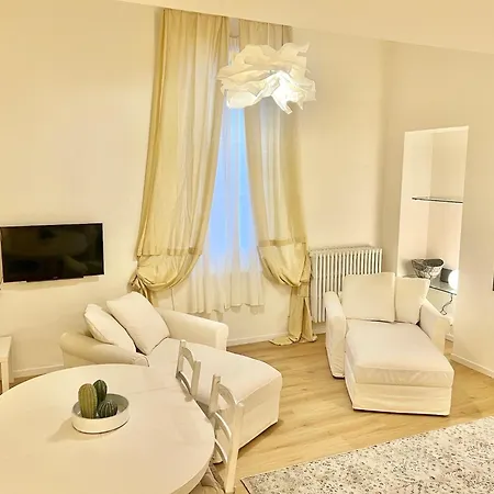 Living Palazzi Storici - Cestello * Bologna