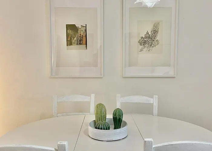 Living Palazzi Storici - Cestello * 볼로냐