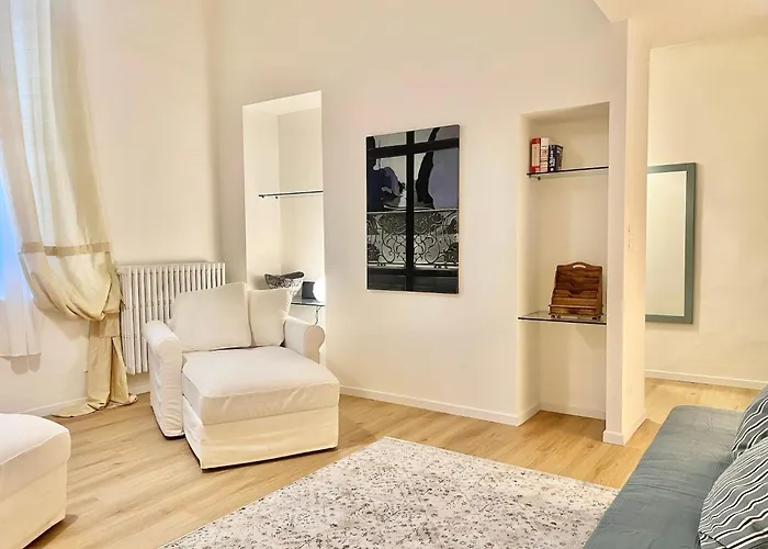 Living Palazzi Storici - Cestello 아파트